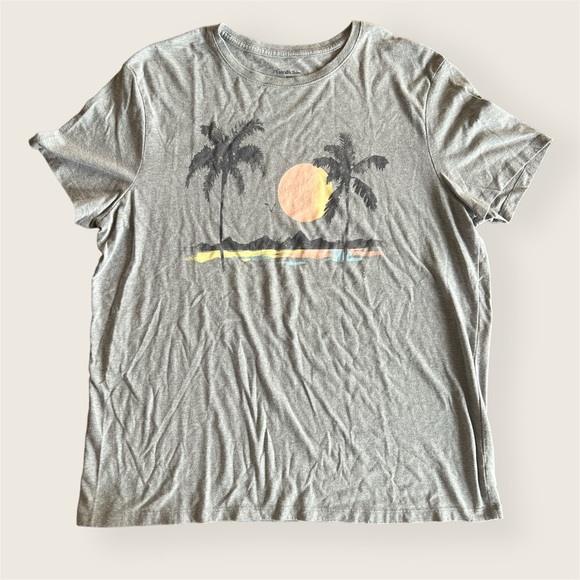 Goodfellow & Co Other - GOODFELLOW - Tropical Graphic Tee
